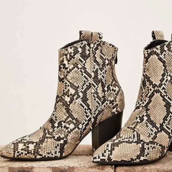 Shoes - Snake print Western Ankle Boot with Chunky Heel